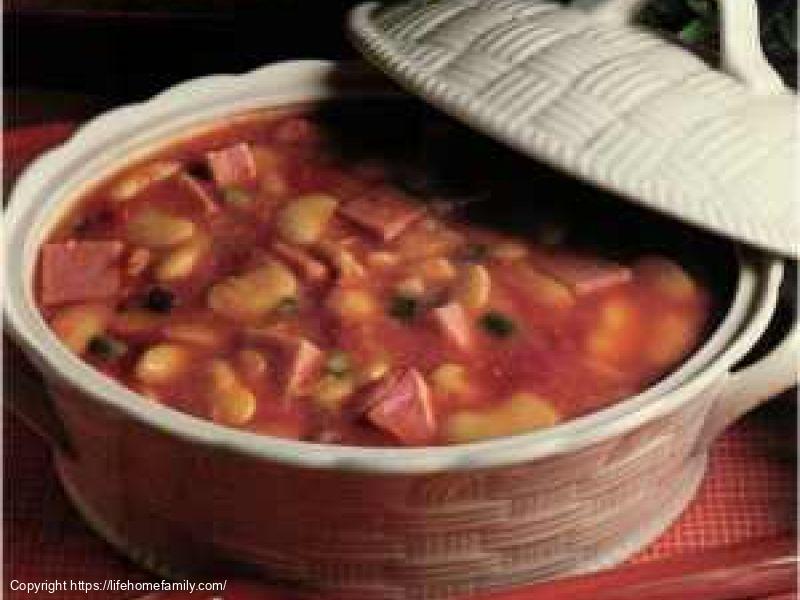 Hearty Ham and Bean Soup