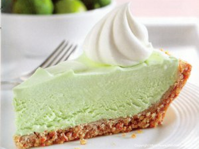 Key Lime Pie with pretzel crust
